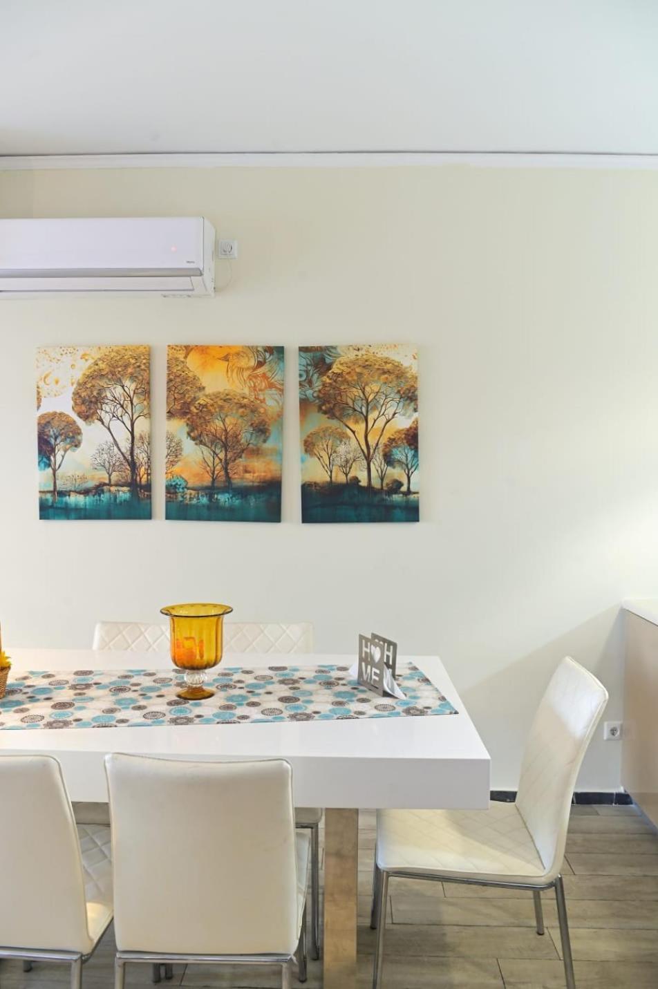 Apartment Seafront Dream *